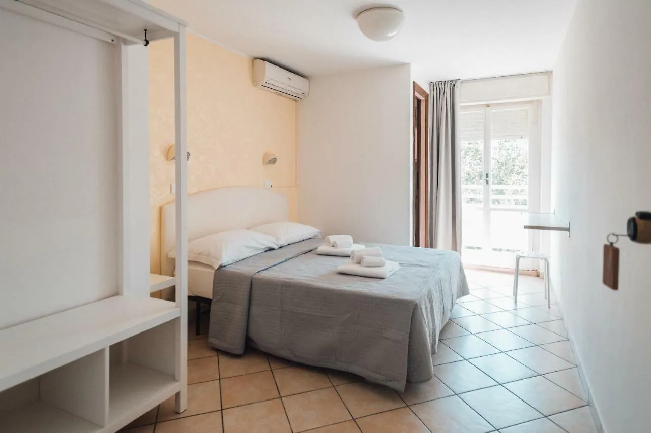 Hotel Morri'S Rimini 2*,